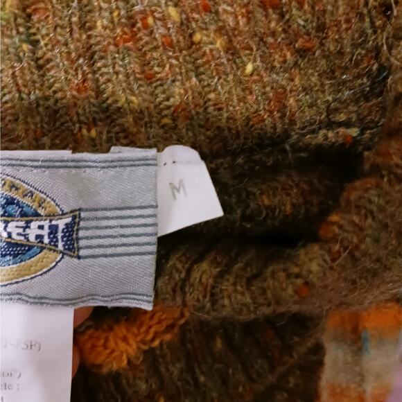 La Laureat International French Vintage Wool Blend Sweater - Picture 9 of 10